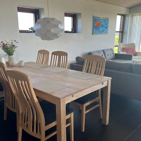 Semesterbostad Roope - 50m From The Sea By Interhome Storvorde