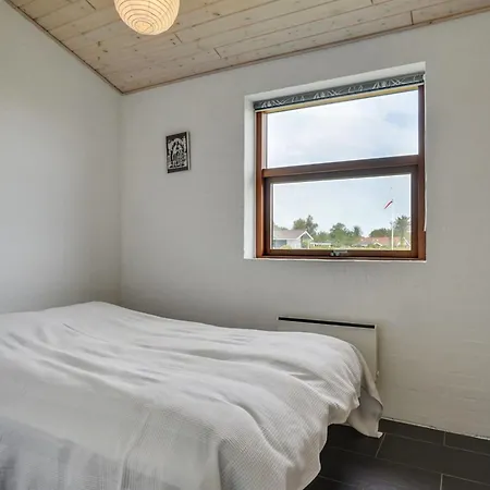 Feriehus Roope - 50m From The Sea By Interhome